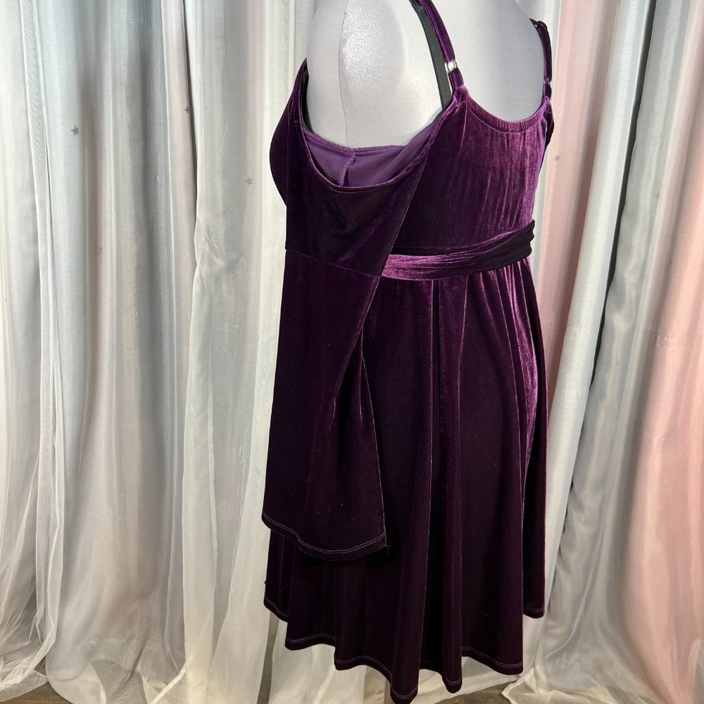 torrid Purple Velvet Cold-Shoulder Maxi Dress - Picture 5 of 12